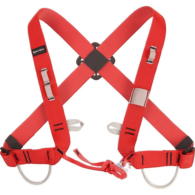 RAISE THE SHOULDER BELT, SRT CLIMBING WITH A CHEST-TREADING RESCUE DEVICE, AND CLIMB OUTSIDE TO THE CHEST UP TO THE FIXED SHOULDER BELT