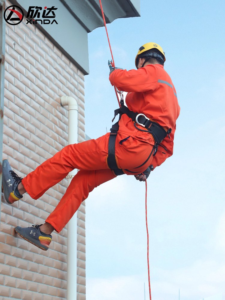 Hindal's out-of-the-house rescue was able to climb a high-altitude seatbelt and drop a half a seatbelt