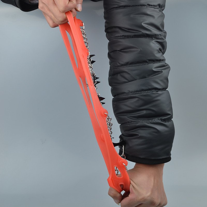Eight-legged ice claws, eight-legged ice-clawed shoe-chained, ski-cracker-clawed couple