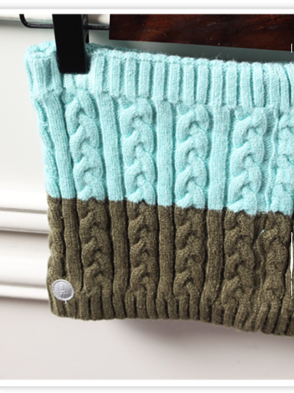 QUARRY H143 EXPORTED TO EUROPE AND THE UNITED STATES, RIDING THE WINTER BOYS' AND GIRLS' LEISURE SCARF DOUBLE-STORY FOREIGN TRADE SPRING AND AUTUMN