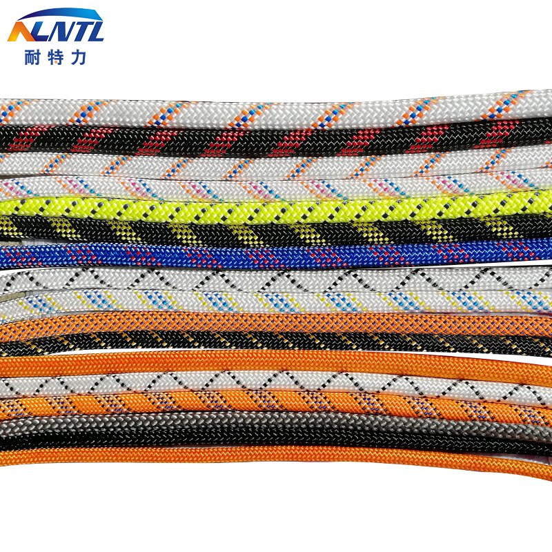 Outdoor mountain-mounted ropes, high-altitude static ropes, protected by nylon ropes, from climbing rocks to rescue the escape safety ropes