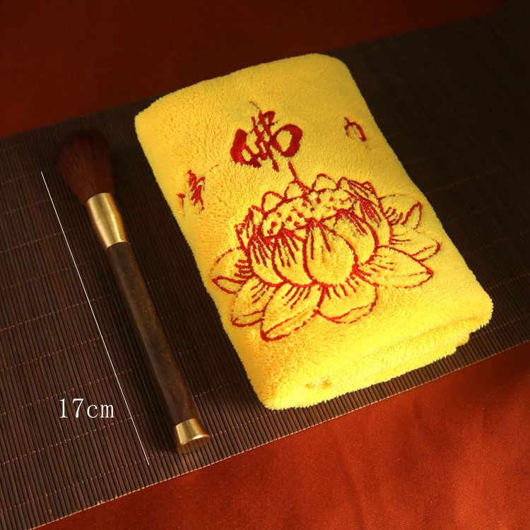 Bronze and black wood dust + clean towels