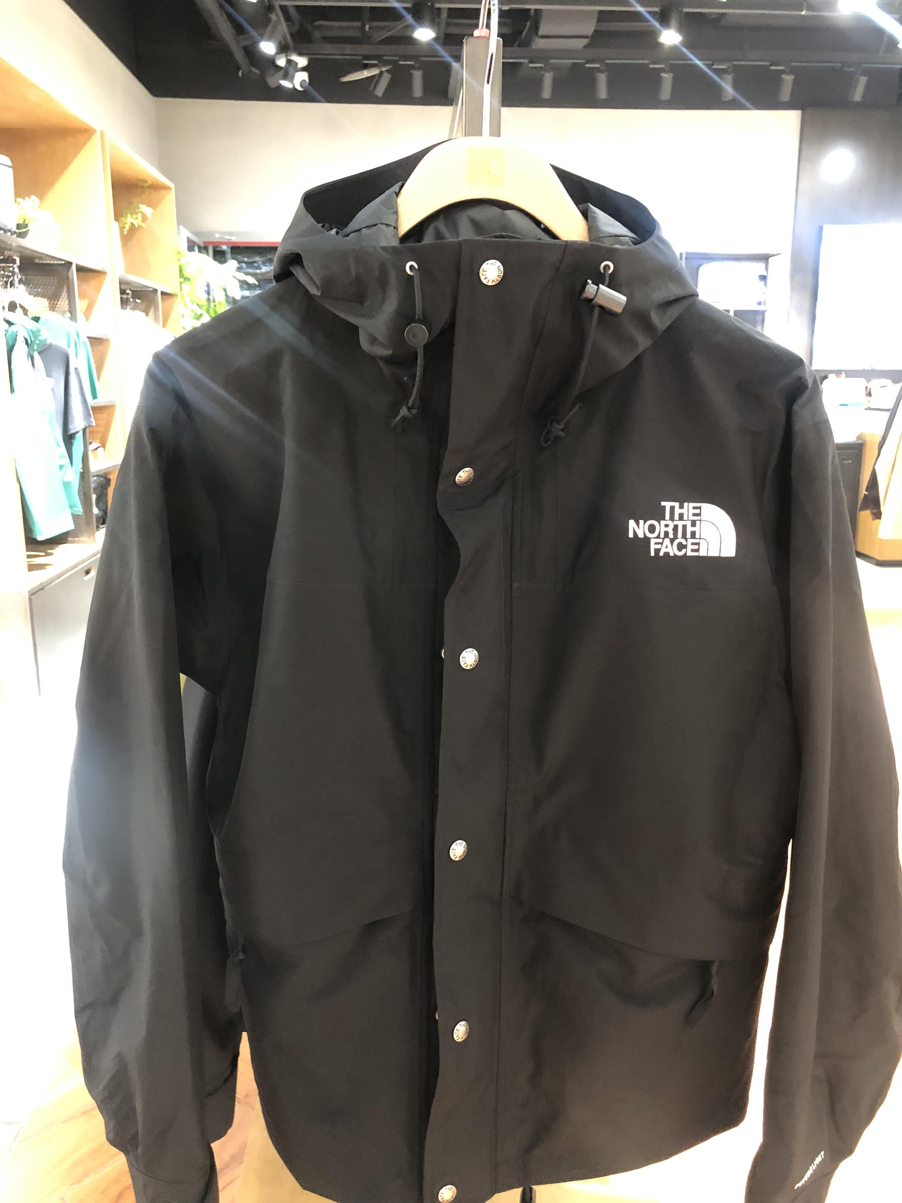 I'm gonna buy an ICON exterior wind and waterproof coat for the American version of The North Face