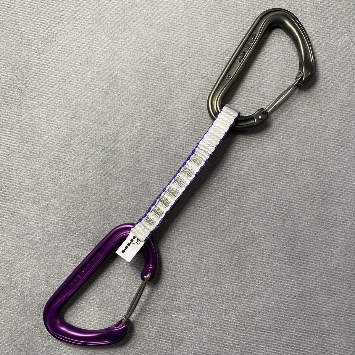 DMM to hang Chimera, climb, climb, climb, traditional climb, light quantification