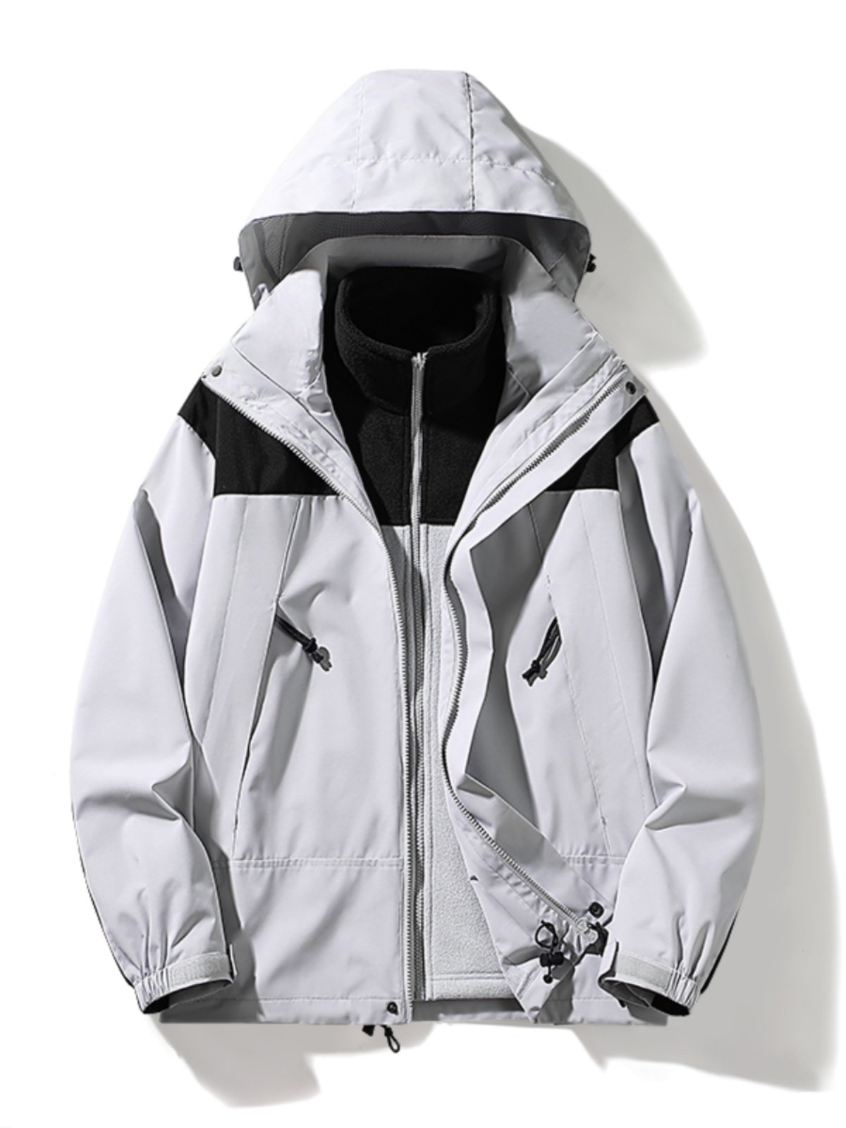 One or two sets of exterior assault suit men and women to remove wind and water, and warm and warm to climb the mountain
