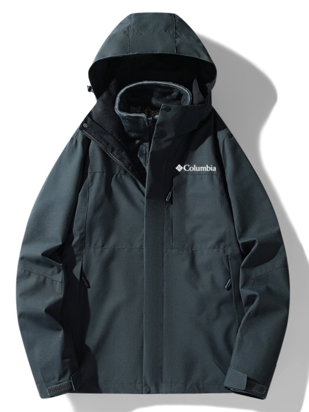 Colombia's outdoor assault suit, three in one, removes men's and women's warm coats and walks in the mountains