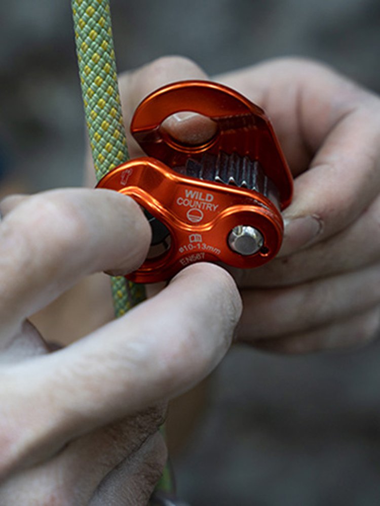 ROPEMAN ROPER WILDCOUNTRIY SPECIALIZING IN MOUNTAIN CLIMBER ROPEMAN1