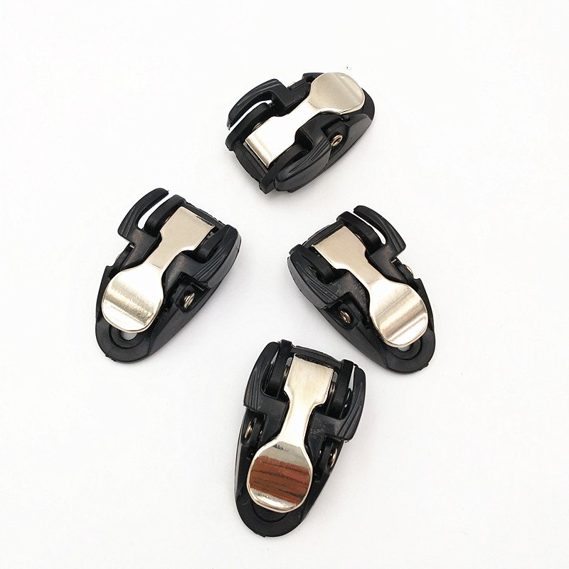 Slippers fine-tweeting spider buttons with general skate buttons, straight out of the dry skates, with butterflies