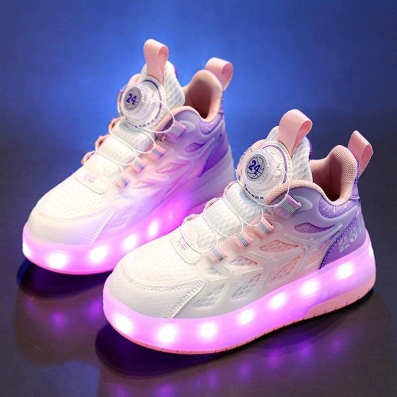 A new 2024 for a girl with a pair of two-wheel-drives in the summer