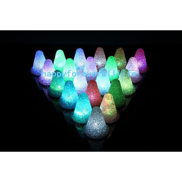 Rolling road crystal stakes, skating barrier skater horn-marked pillar batteries glowing at night