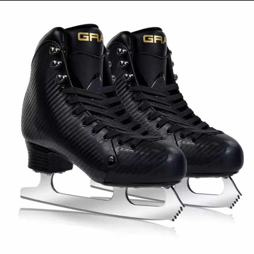 A real ice-cream-shoe-shoe-style girl, white skates