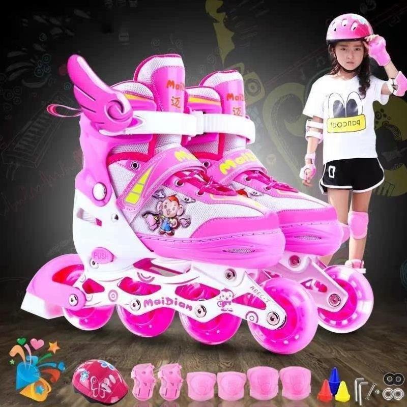 Skating children's suit allows girls, big and small, to roll around all the time