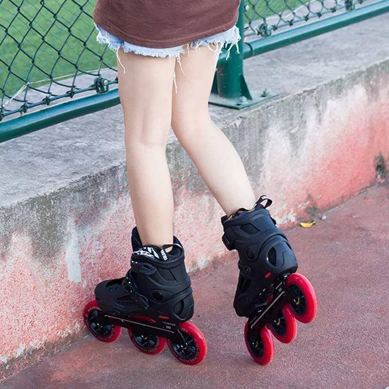 F110 BIG 3-WHEEL-SKATING SKATING SHOES