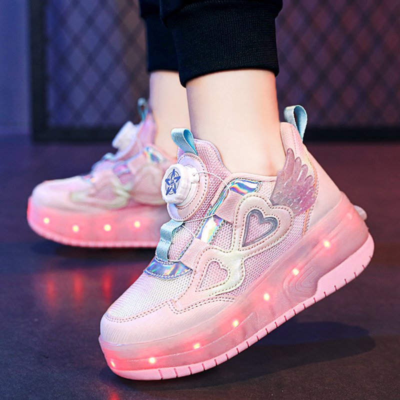 2024 new pair of girls with pairs of pairs of shoes