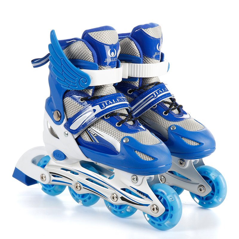 Right-to-right skater children, full of 3-5-6-8-10-year-olds, men and women skating skates