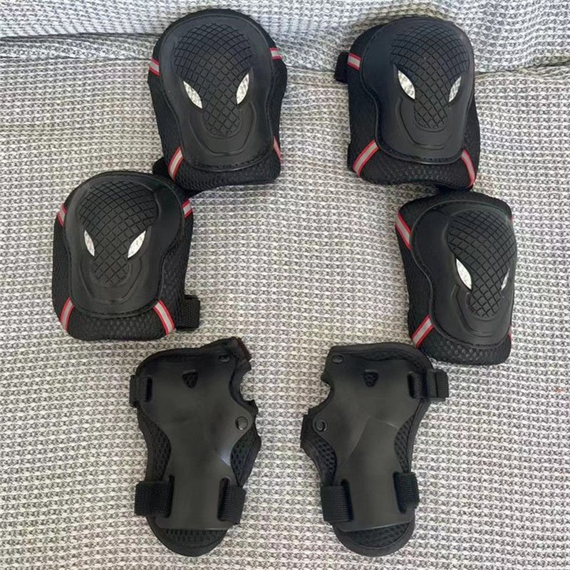 Skiboard protection for children with a full set of adult skater-skating bikes with a knee-defaulter