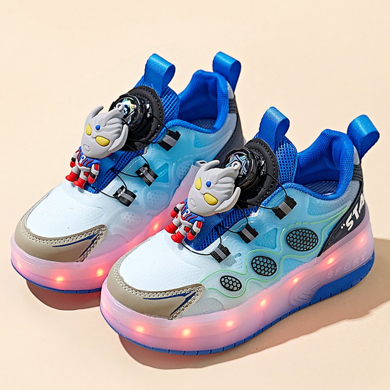 Two-wheel boys can take away their summer shoes and buttons for kids in their skates