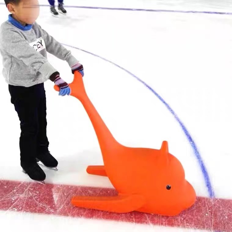 The adult skating assistant's ice supporter, the new hand-slipper, the dolphin child, learns how to sleigh-net red push