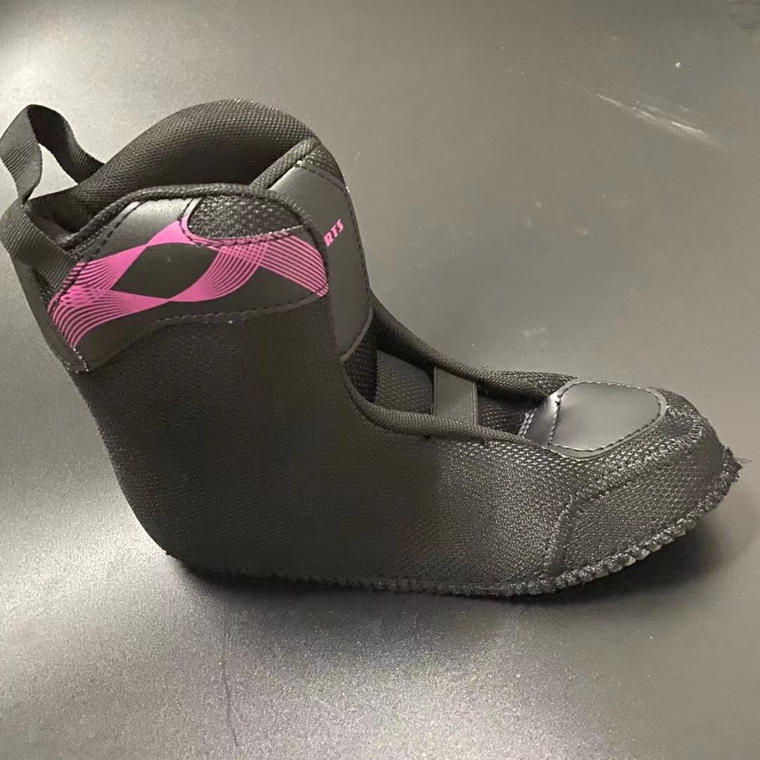 DICANON'S GIBBERISH INSIDE THE SKATES