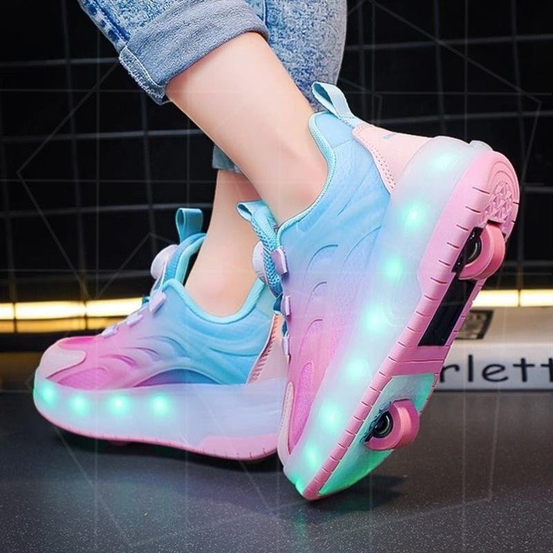 Two-wheels of lumber-lighted boys with glitch-sliding girls and skating students' skating shoes