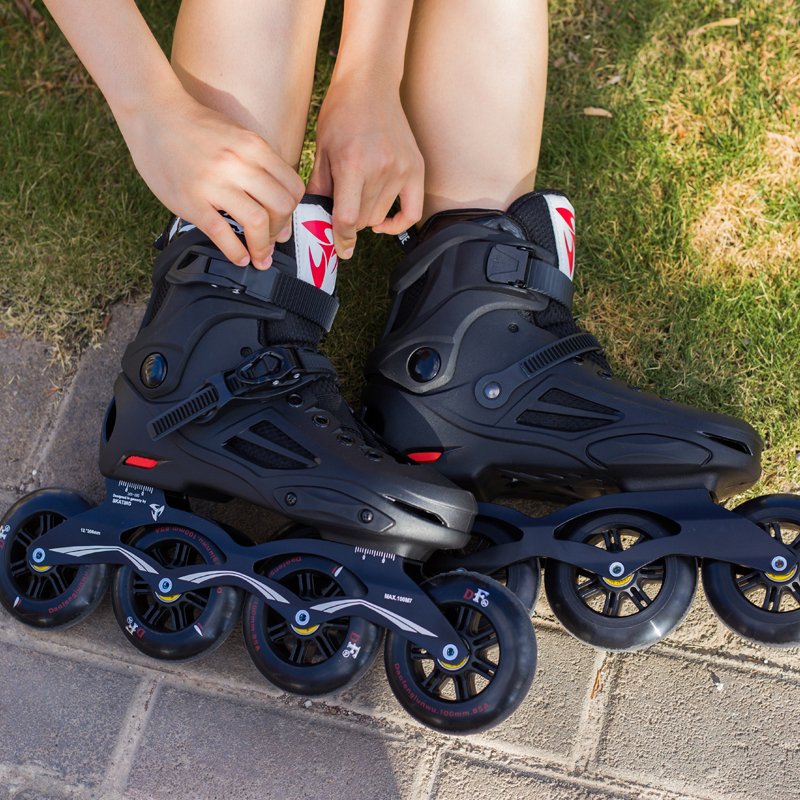 Quick-Shoot-Shoot-Shoot-Shooting four-wheeling adult kaupan skates, adult dry ice-free men and women