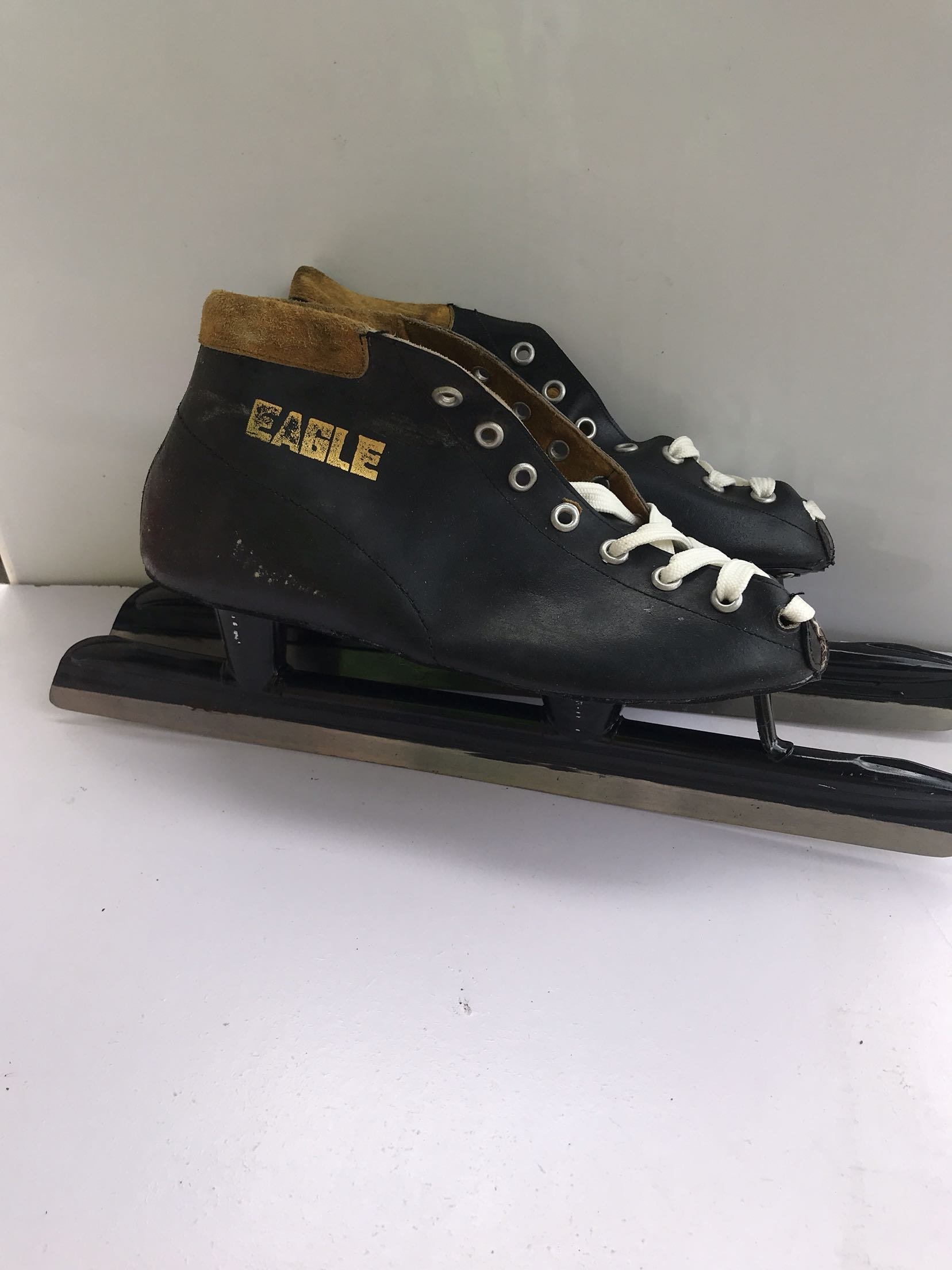 Old skating skating skating skating skating skating skating skating sleight