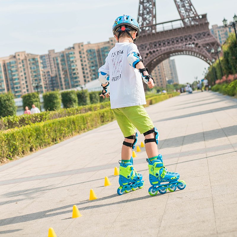 Rolling-up-crawl-skating-skating-skating-skating-trainer-trainer skating-trainer semi-soft-roadblock