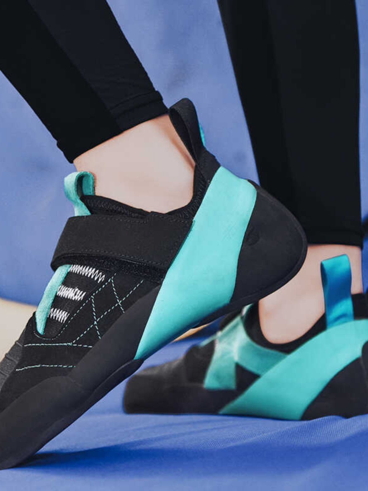 Indoor outdoor exercise training on slid-resistant adult climber shoes