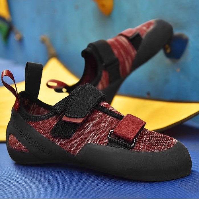 Specialized in rock-climbing shoes, home-to-door training for shoe beginners, young adults, boys and girls