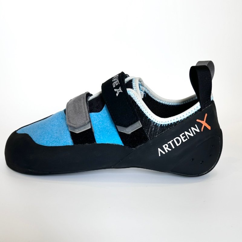 Climbx specializing in rock-climbing shoes, male and female, enters into the air for freshman and adult