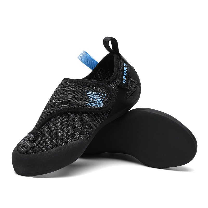 A new 2024 spring rock-climbing shoe-climbing child entry class
