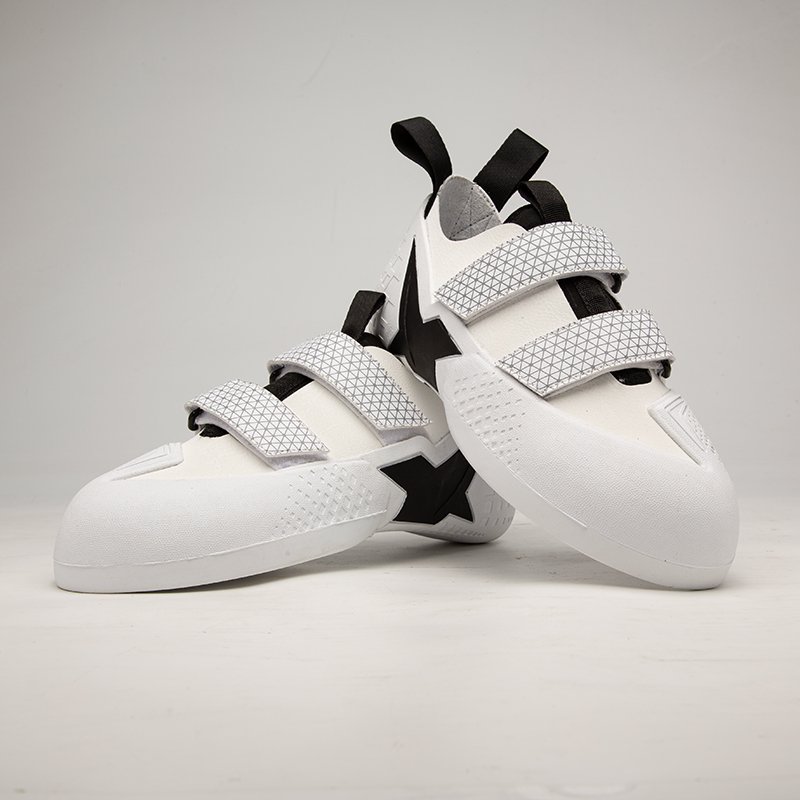 A new 2024 for professional beginners to train rock gallons to climb in the field of rock-crawling shoes to support them