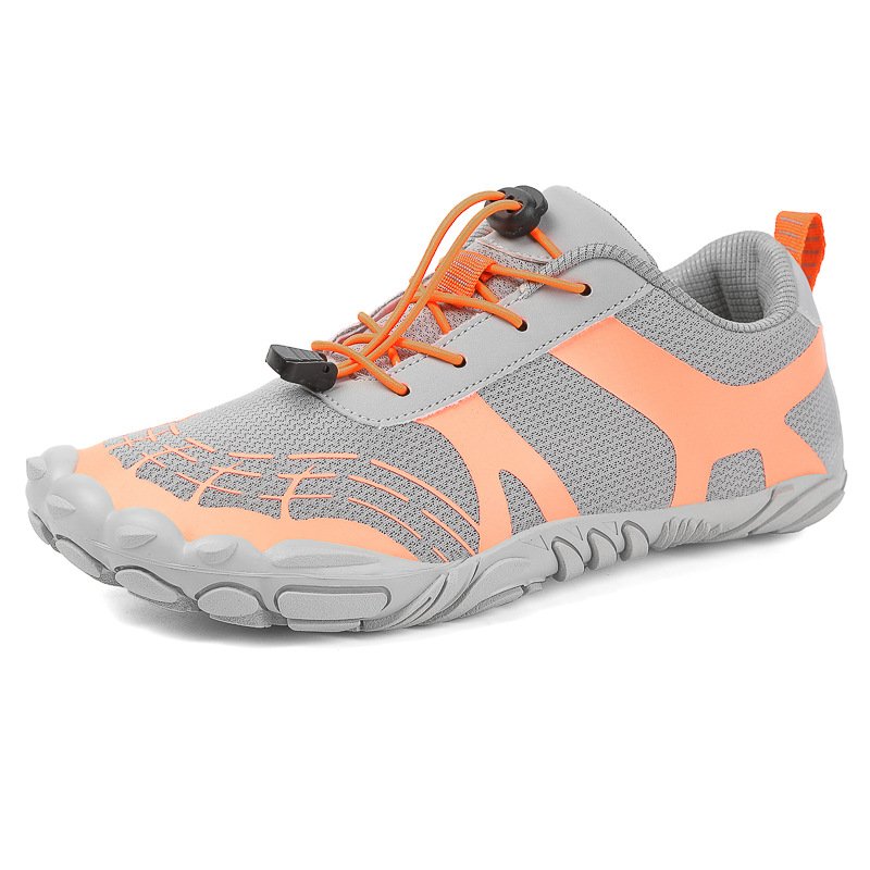 The new big cross-border five-fingered step-climbing shoes are designed to sew smooth and comfy, so they can dry up