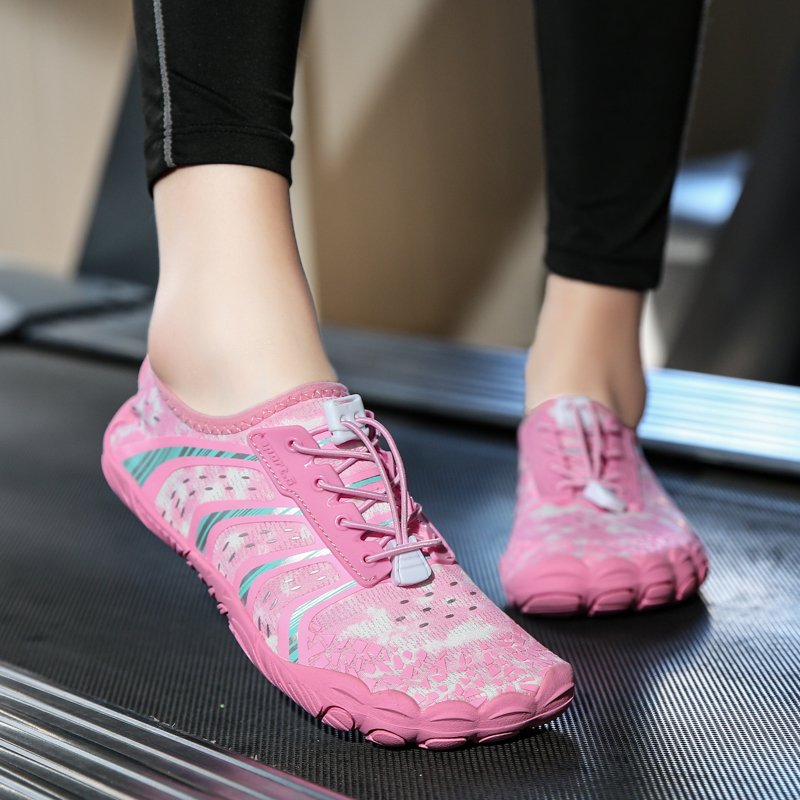 Indoor gym-shoe lovers run platy-yoga-shoe children jump ropes and ride-crawl shoes