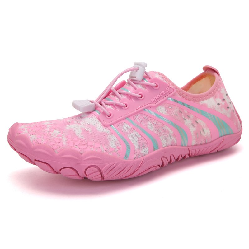 Indoor gym-shoe lovers run platy-yoga-shoe children jump ropes and ride-crawl shoes