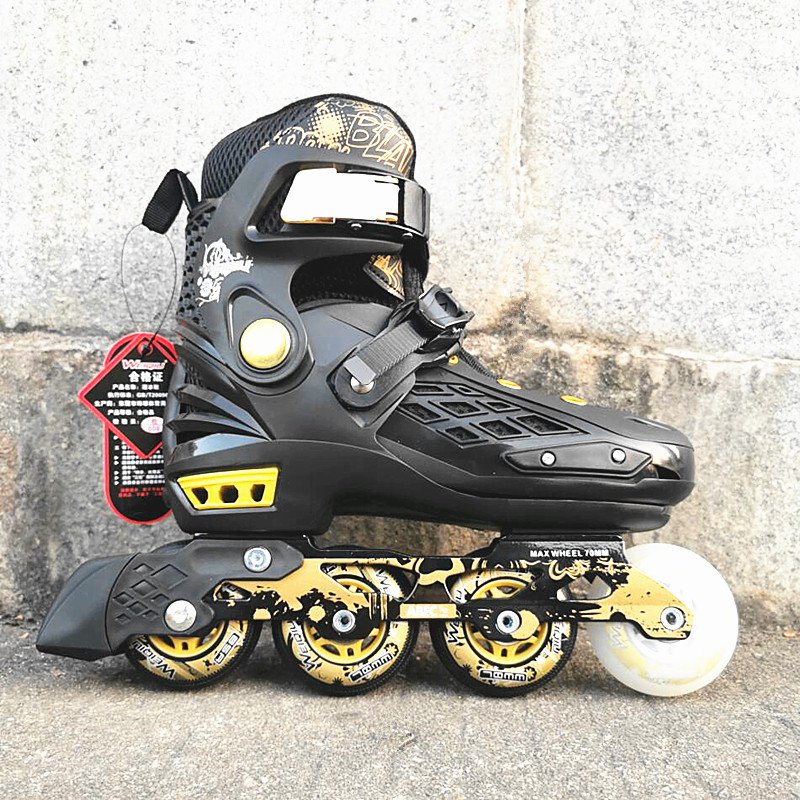 A cougar professional skater's adult first-spectrum scalding for a big boy in a wheel slipper