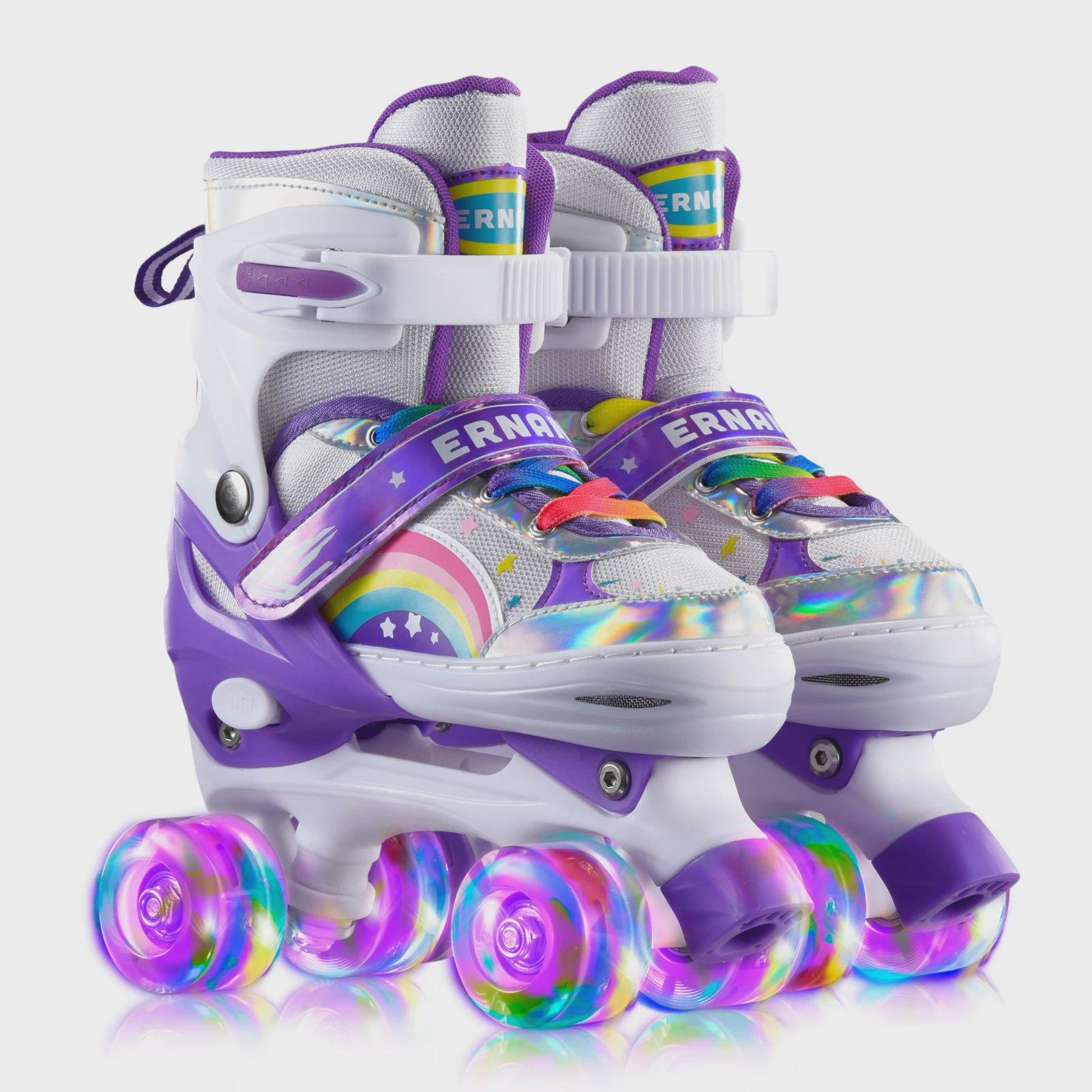 Two rows of four-wheeler skater new hands with both male and female roller skaters