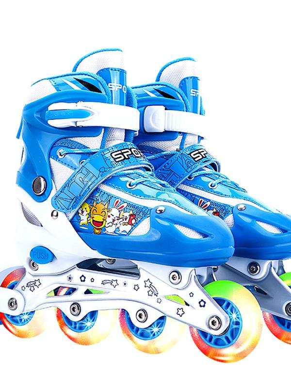 Decanon skater children with a suite of 3-6 Junior Scholars 5 to size 8 dry skates