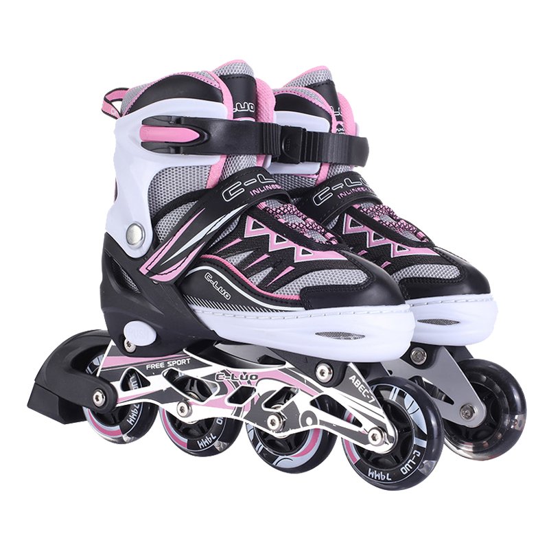 Dicanon roller skates, an adult high school student, and a first-time straight-roller slipper