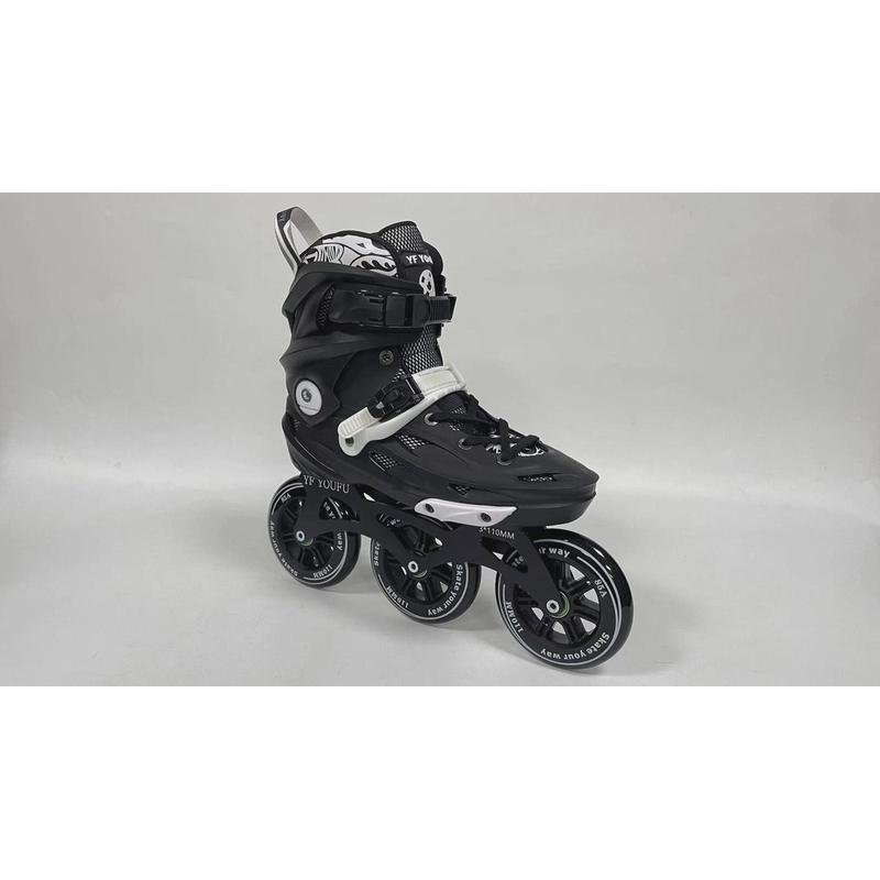 Three-wheeler, three-wheeler, three-wheeler-slipper, three-wheeler-shoe