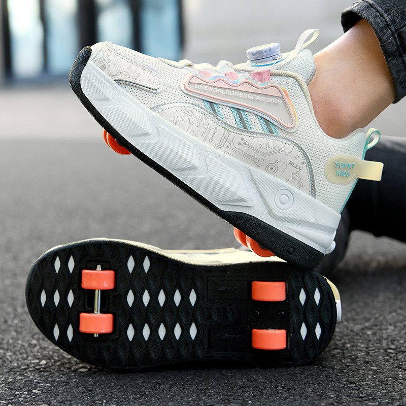 A new 2024 in the summer and fall for an adult, four-wheel invisible, sports shoe-slipper boy