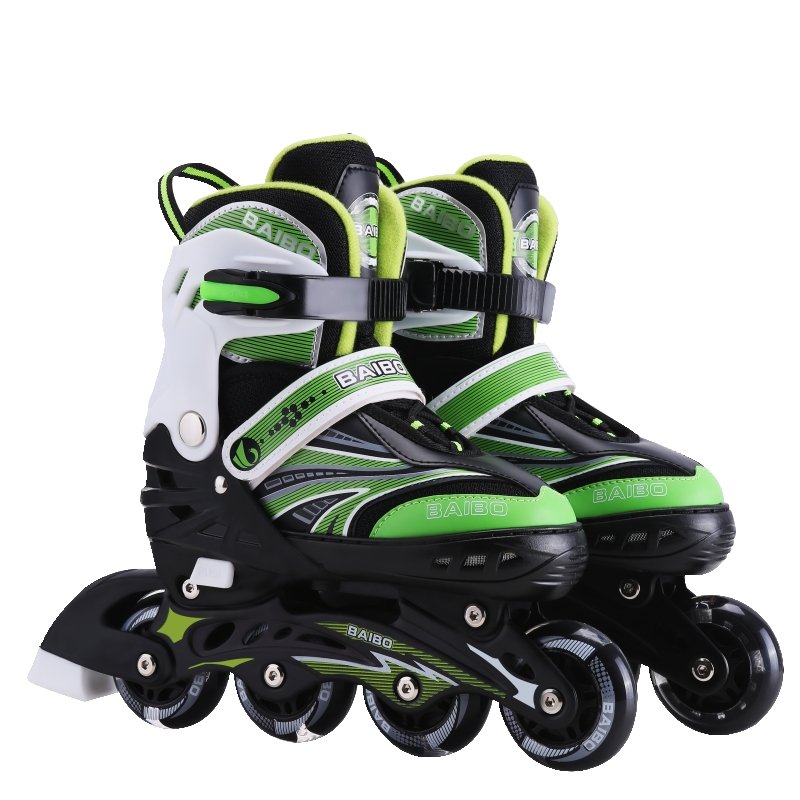 Young skaters, primary, secondary, primary and secondary school kids, roller skates can adjust size and flash