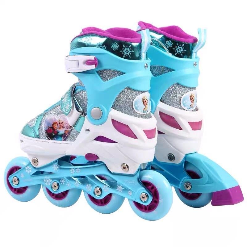 DISCOVERY CHILDREN'S PAIR OF LED LIGHTS, 3-10 YEARS OLD, AND FOUR-WHEELER SKATES, BOTH MEN AND WOMEN