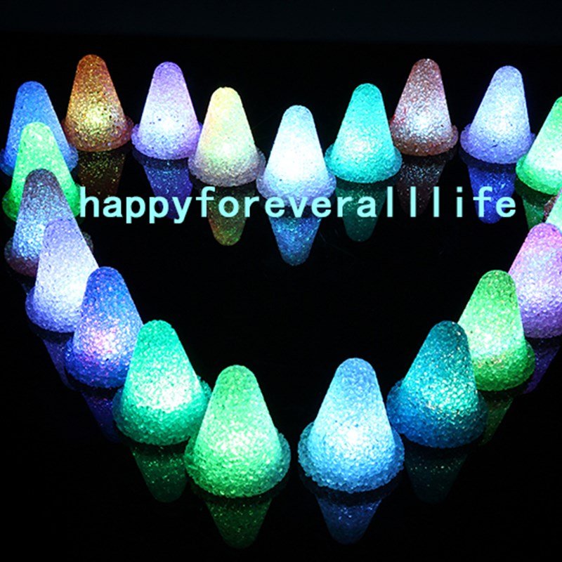 Rolling road crystal stakes, skating barrier skater horn-marked pillar batteries glowing at night
