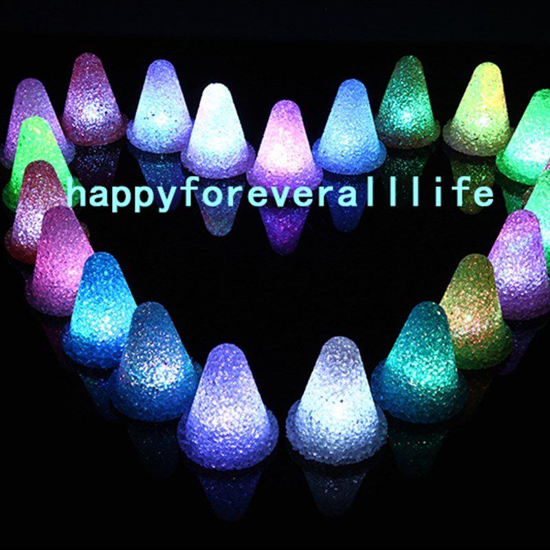 Rolling road crystal stakes, skating barrier skater horn-marked pillar batteries glowing at night