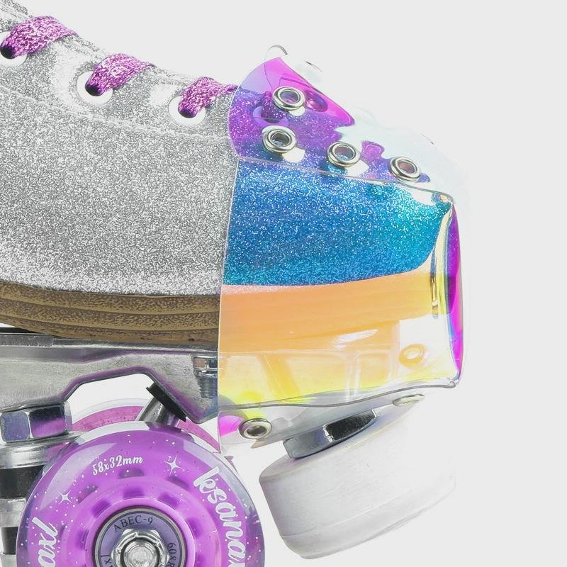 Two wheeled slipper head protection set of four-wheeled dry skates