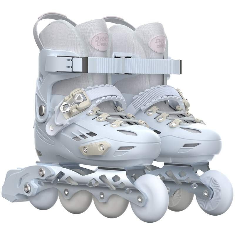 SKATING SHOES T9 JUNIOR SCHOLARS WITH A SET OF FANCY SKATES, BOYS AND GIRLS, AND A SKATING BOX OF SKATING
