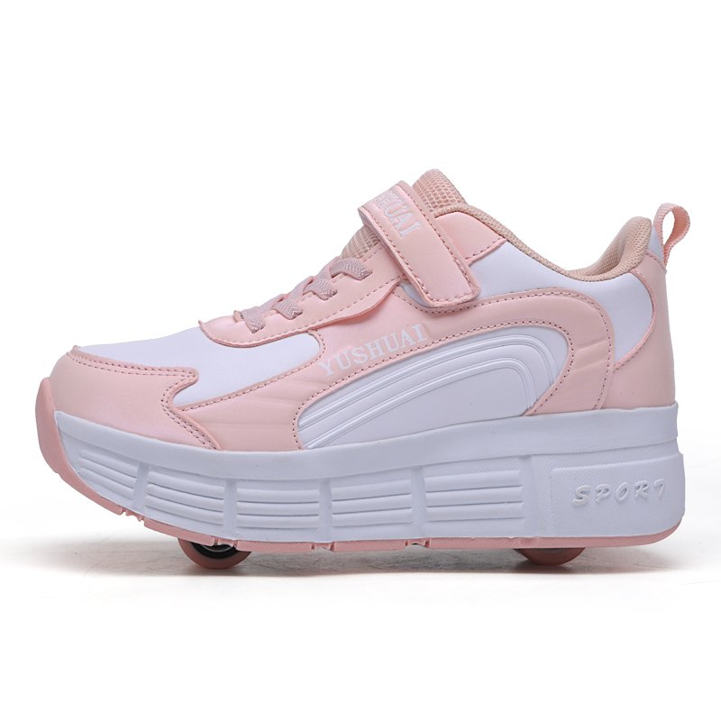 Girls take their shoes away and the invisibility of the two wheels creates one-wheeled shoes for boys and children with wheeled shoes