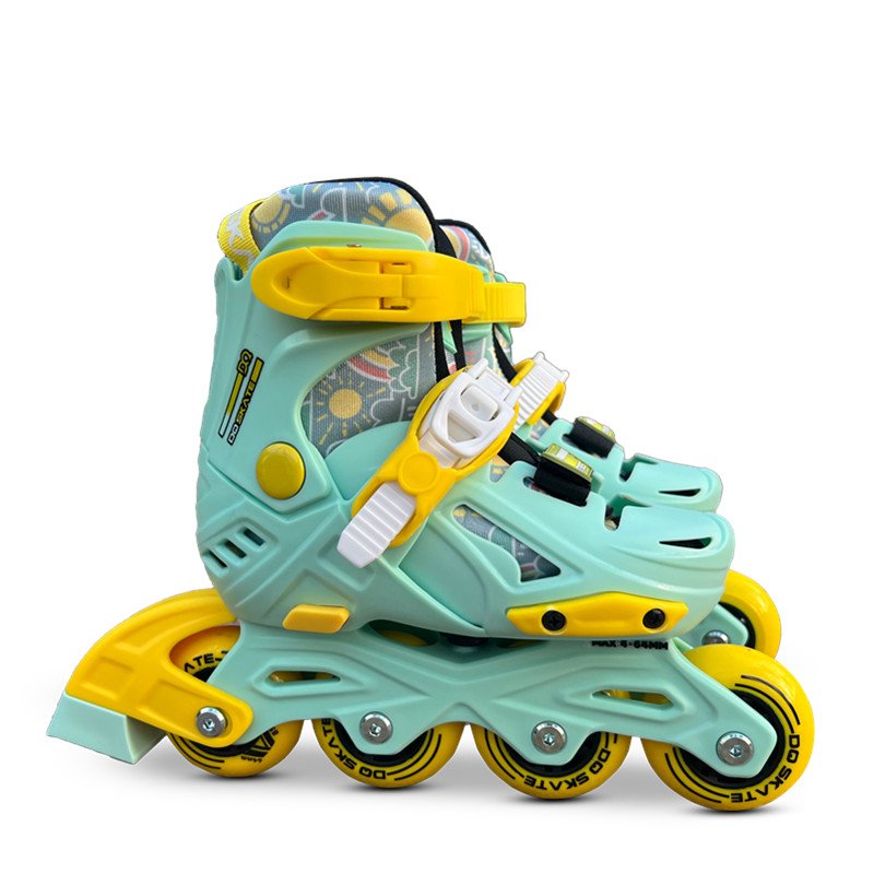 Titch kids roller skates, they're all givin' a flat set, and they're going straight to the roller coaster