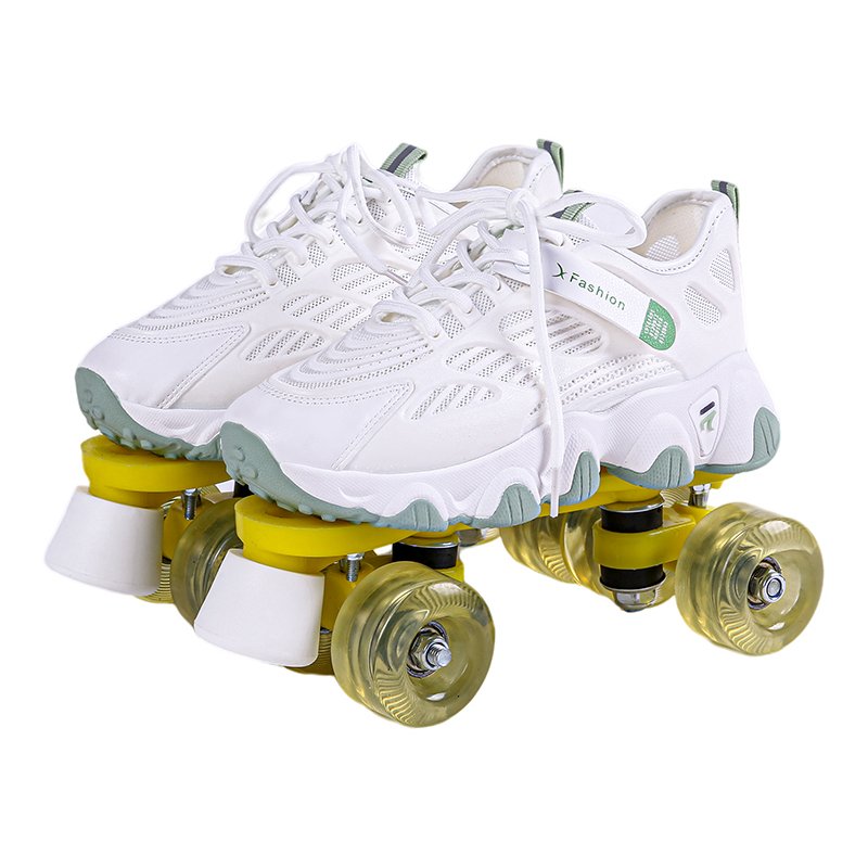 A new four-wheeler of skating shoes for adult children, a pair of skates for both men and women